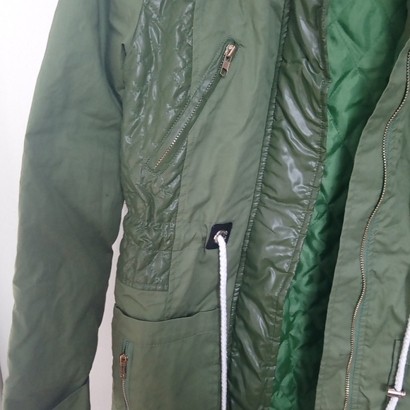 Jacket - Picture 2 of 3